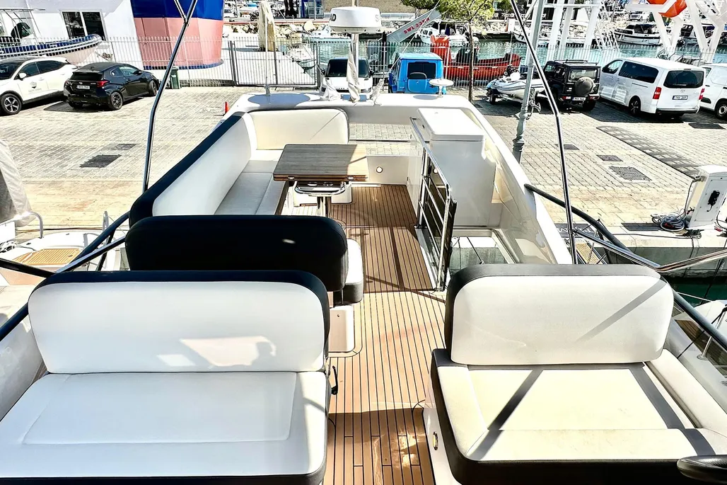 Bavaria Virtess 420 Fly | ID 123 - 6