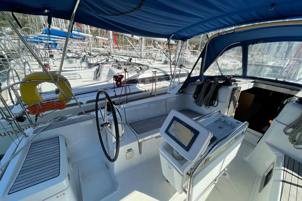 Jeanneau Sun Odyssey 389 | ID 92 - 4